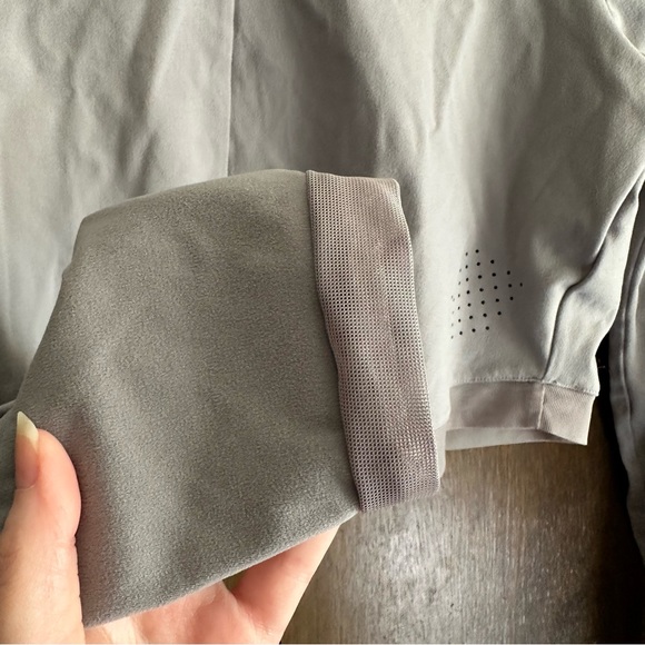 Gymshark x Whitney Simmons V1 Women’s Gray Long Sleeve Cropped Workout Top XL - Picture 7 of 14